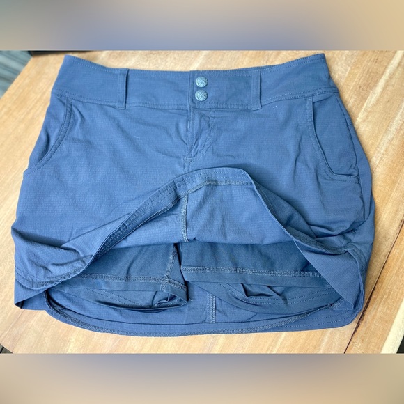 PRANA Dark Gray Athletic Skort Size: 2 - Picture 2 of 9